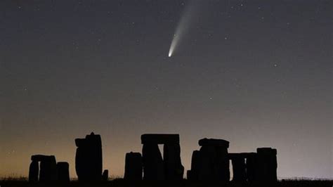Visible Comet Neowise Appears Over Stonehenge In Stunning Photo Ibtimes