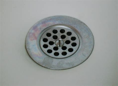 File:Bathtub drain.jpg