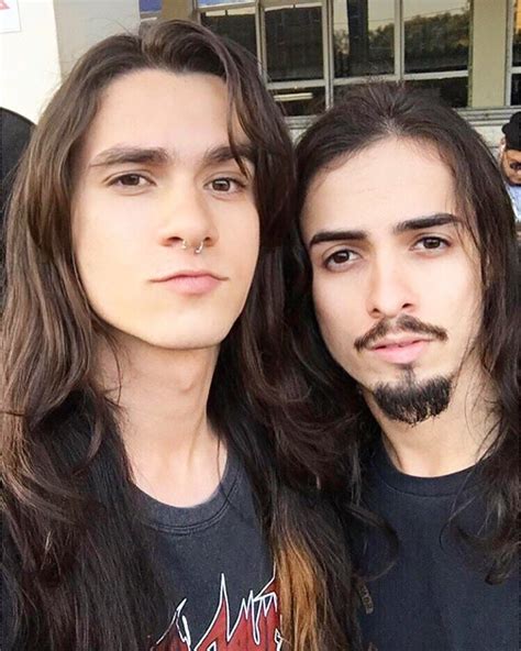 Pin By Daniel Molybdenum On Gay Guys With Long Hair Long Hair Styles