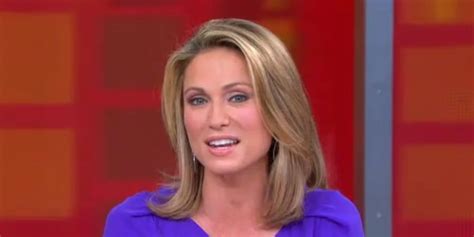 Amy Robach To Undergo Further Treatment For Cancer Video Huffpost