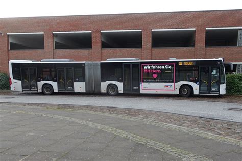 Graz Wagen Mit Vollwerbung F R Das Diagnostikum Der Graz Linien