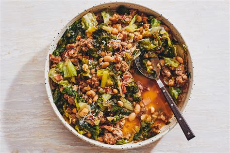 Best Escarole With Italian Sausage And White Beans Recipes