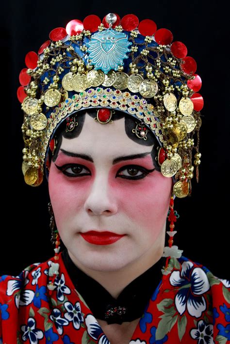 Il Profumo Di Bellazza Chinese Stage Makeup