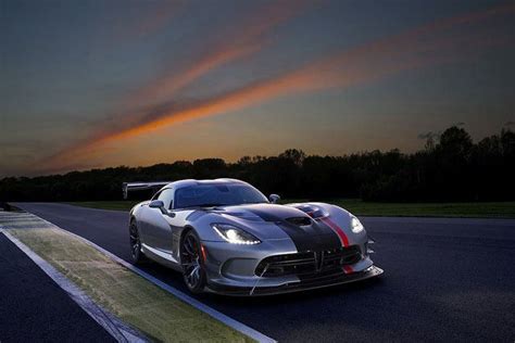 A Brief History Of The Dodge Viper Carhub Automotive Group