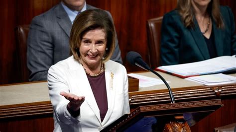 Us Speaker Nancy Pelosi Stepping Down From House Democrat Leadership Role Cbc News