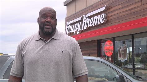 Shaq Buys Krispy Kreme On Ponce Because He Loves Doughnuts Khou Com