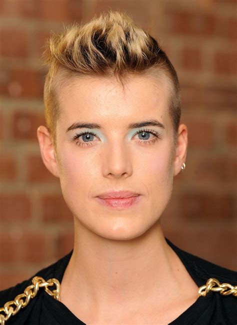 Fashionable Mohawk Hairstyles For Women From Haute To Head Turning
