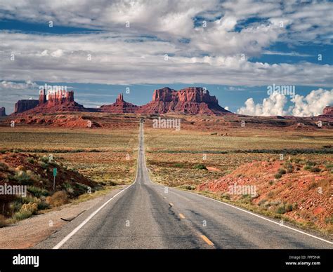 Highway Leading To Monument Valley Utaharizona Stock Photo Alamy