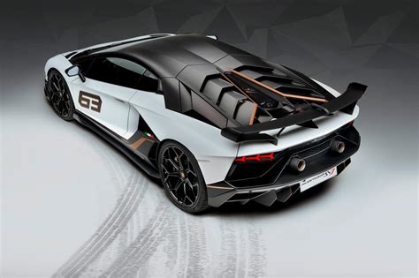 Its Finally Here Record Holding 770 Hp Lamborghini Aventador Svj