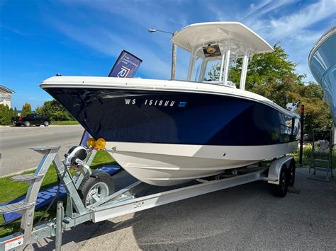 2022 Robalo R230 Center Console Center Console For Sale Yachtworld