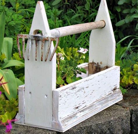 10 Amazing Diy Projects To Repurpose Old Garden Tools Diycraftsguru