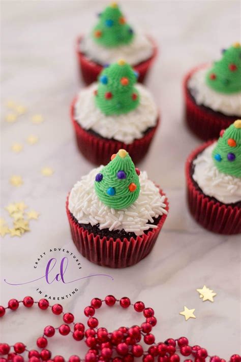 Christmas Tree Cupcakes With Buttercream Frosting Crazy Adventures In