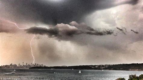 Sydney Weather Severe Storm Warnings Issued Daily Mail Online