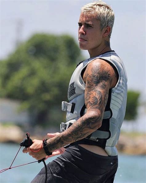 500x274 px download gif promo, justin, comedy central, or share you can share gif justin bieber, blonde, hair, in twitter, facebook or instagram. 50 Best Justin Bieber Platinum Blonde Hairstyles 2019