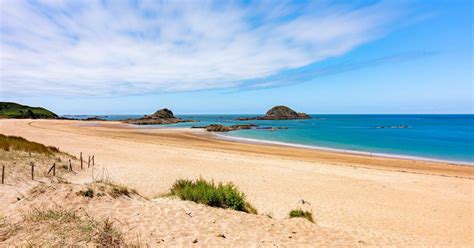 Voir plus d'idées sur le thème s'habiller, maillot de bain, mode. Vacances d'été : voici les 15 plus belles plages de France ...