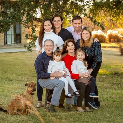 Read cnn's fast facts about laura bush and learn more about the wife of the 43rd president of the united states, george w. Laura Bush (George W. Bush Wife) Wiki, Bio, Age, Height ...