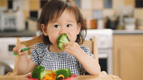 Try This Simple But Brilliant Trick To Get Your Kids To Eat Vegetables
