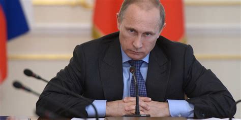 Russian Officials Fear War With Ukraine Would Be Costlier Than Putin