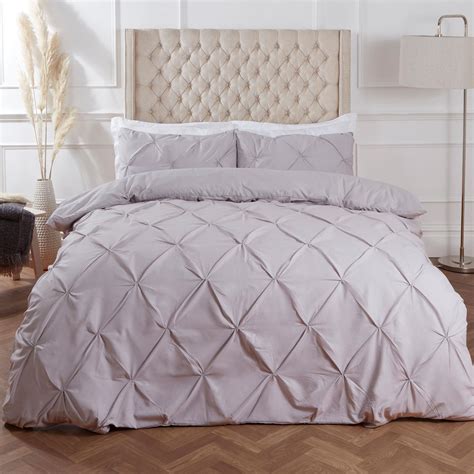 Highams Pintuck Pleated Duvet Cover With Pillowcase Bedding Set