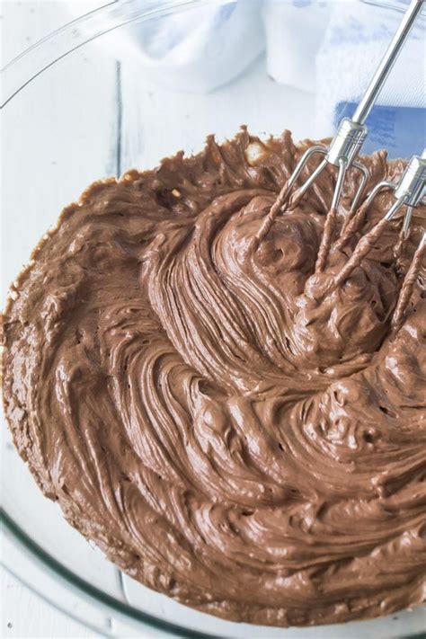 Easy Chocolate Frosting Recipe Rich Fluffy And So Quick To Make