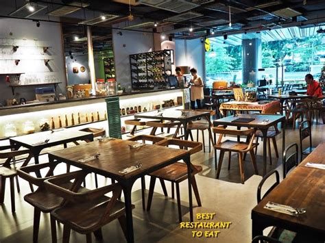 Melaka's asam laksa comes in three versions: Best Restaurant To Eat - Malaysian Food Blog: Nyonya Food ...