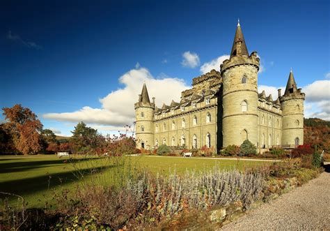 They can be accessed via the standardized web services wmts and wms. Les 12 châteaux les plus extraordinaires d'Ecosse ...