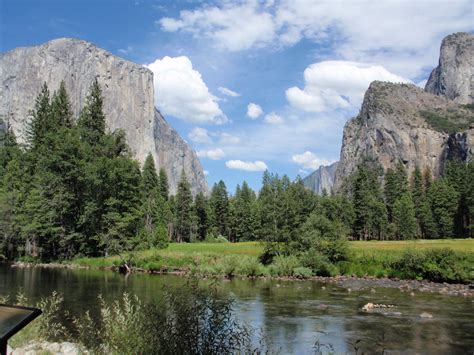 The distance between san diego and yosemite national park is approximately 380 miles, or 612 kilometers. Yosemite - Viaggi, vacanze e turismo: Turisti per Caso