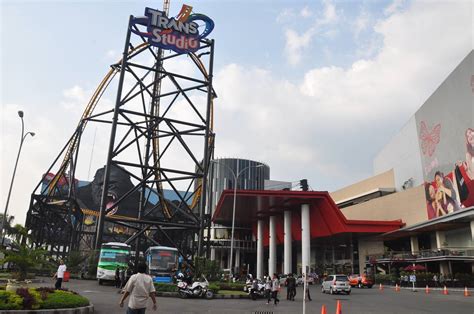 Trans Studio Bandung Theme Park Terbesar Di Indonesia