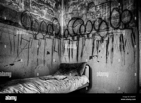 Mental Hospital Bed Black And White Stock Photos Images Alamy
