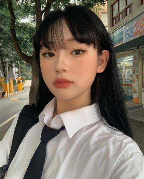 pretty face uzzlang girl girl face asian beauty cute makeup hair makeup style ulzzang