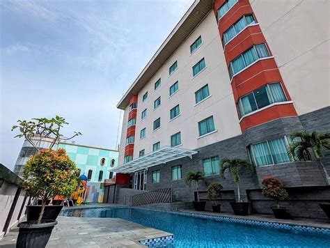 Grand Zuri Pekanbaru Hotel Pekanbaru Endonezya Otel Yorumları Ve Fiyat Karşılaştırması