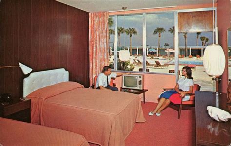 Vintage Photos Show A Look Inside American Hotel And Motel Rooms In