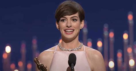 When Anne Hathaway Addressed Brutal Bashing For Her Oscar S Speech Said Was In A Gown That