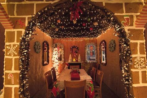 At your doorstep faster than ever. Dine inside a life-size Gingerbread House - Explore St. Louis
