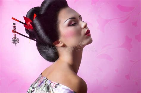 Japanese Geisha Woman Stock Image Image Of Japan Decoration 33612989