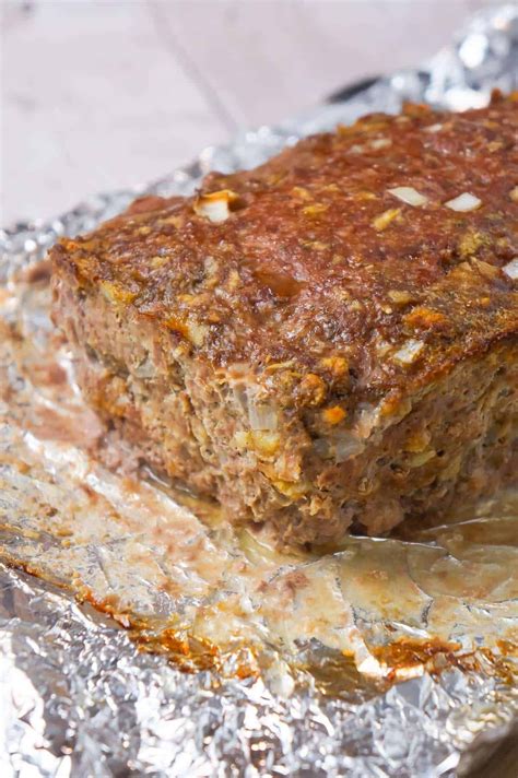 Coat outside of meatloaf with additional ketchup if desired. Meatloaf with Gravy is an easy 2 pound ground beef meatloaf recipe made with Stove Top stuffing ...