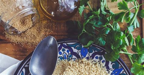 C'est facile à préparer, nourrissant, simple et délicieux. Réussir la cuisson rapide de la semoule de couscous ...
