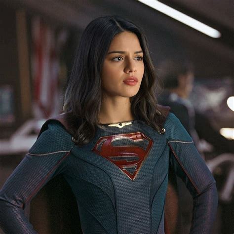 Sasha Calle Supergirl Costume Encrypted Tbn0 Gstatic Com Images