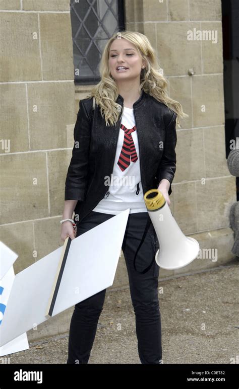 Emma Rigby Who Plays Hannah Ashworth The Cast Of Hollyoaks Filming A