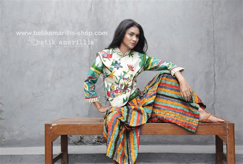Batik Amarilliss Joyluck Jacket 2018 Beautiful Reinvention Of Classic Qipao