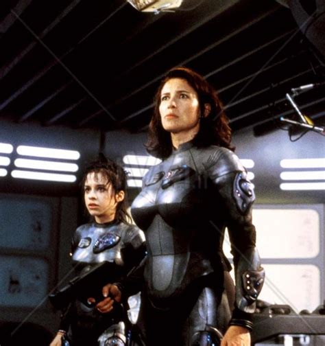 Mimi Rogers Played Dr Maureen Robinson Lost In Space 1998 Mimi