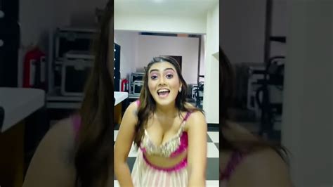 Shanudrie Priyasad Hot Hiru Star Samalka Hot Dance New Tiktok