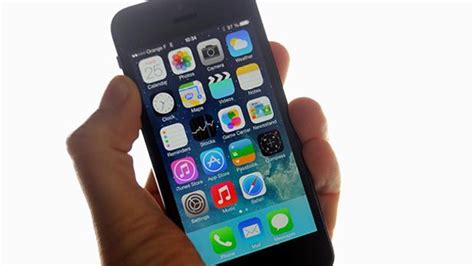 Iphone 6 To Ship With Big Sapphire Screen