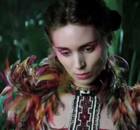 Rooney Mara Portrays Tiger Lily Im Really Digging Her Makeup But Last
