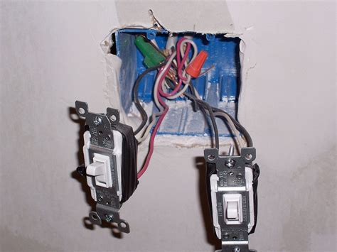 In the united states standard residential lighting circuits are 120 volts at 60 hertz (hz). How to Connect Electrical Wires to Fixture Terminals