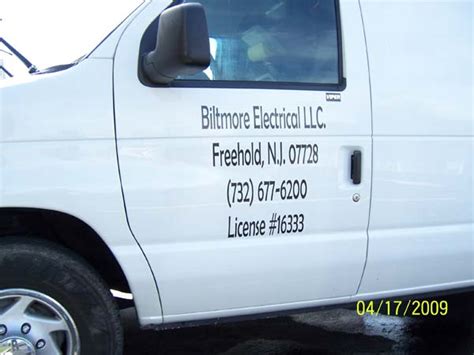 That said i would like to put together a guide for self converters to achieve an individual, and cost effective way of lining vans to a good standard. Vinyl Lettering Testimonial for DoItYourselfLettering.com