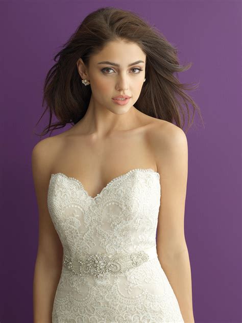 Https://tommynaija.com/wedding/allure Wedding Dress Accessories