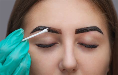 Heres Everything You Must Know Before Getting Eye Brow Tinting Done