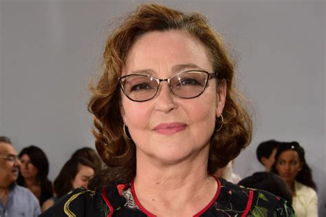 Très populaire, elle a été reconnu par ses pairs en cumulant à elle seule dix nominations aux oscars depuis 1986. Catherine Frot : théâtre, films, retour au cinéma... que ...