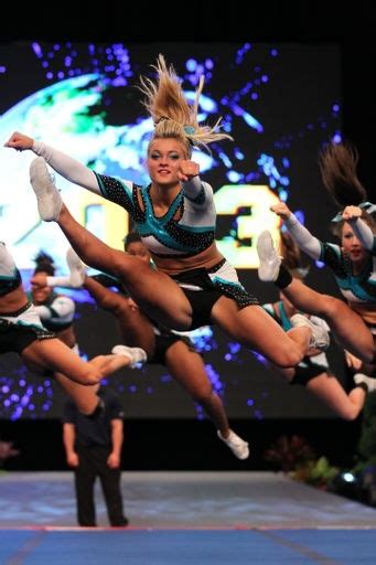 the cheerleading worlds 2013 cheer extreme senior elite taylor minchew s jumps my jealousy
